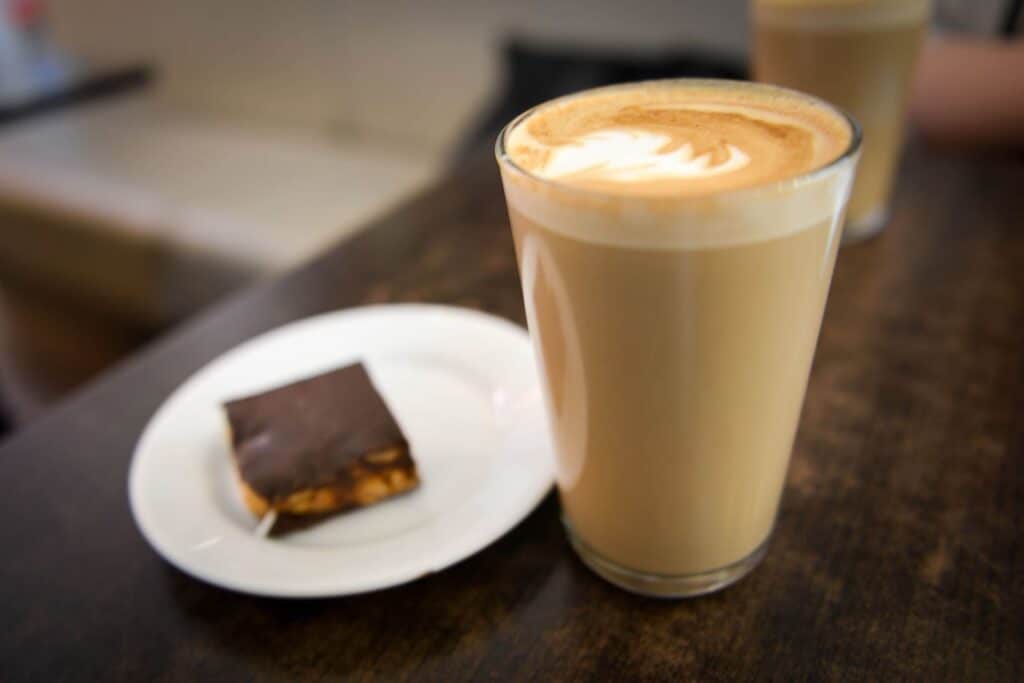 Glass_of_Coffee_Latte_with_Pastry